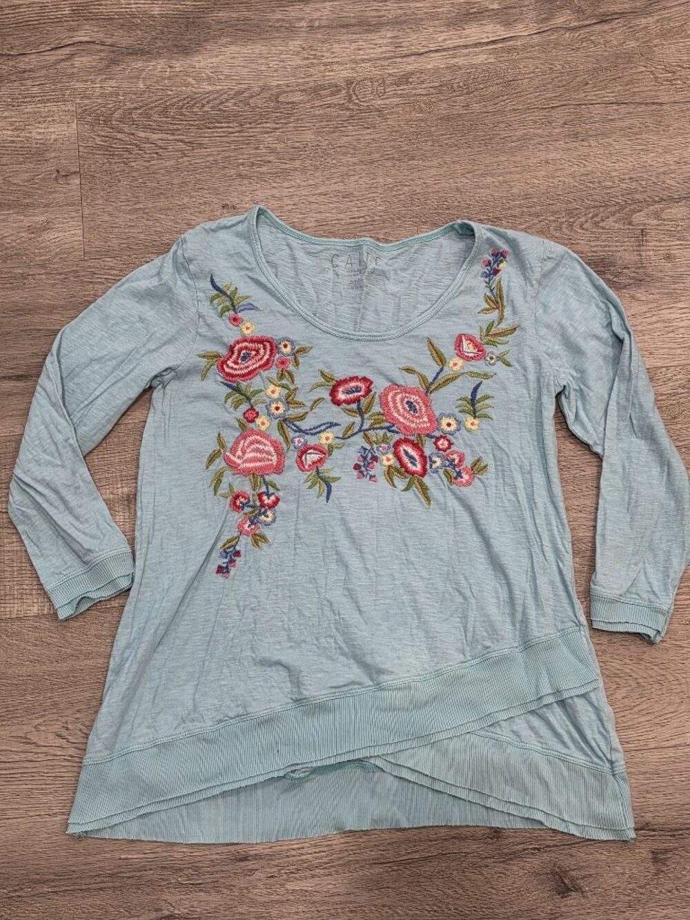 Caite Blue Embroidered Floral Tunic Top Asymmetrical Hem Long Sleeve Size Small